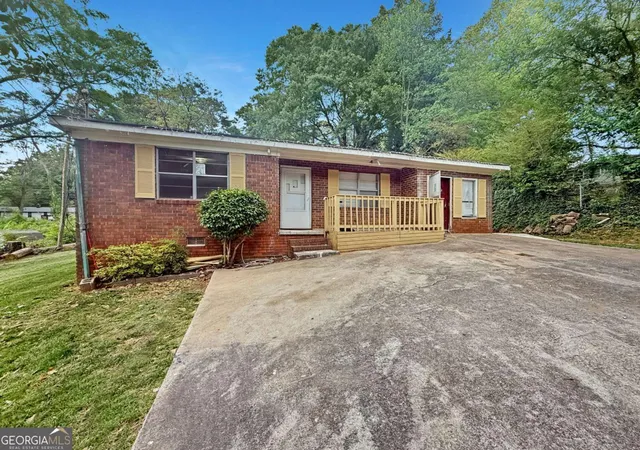 2nd image of 2228 Lee St, Gainesville, GA 30504 | MLS# 10770213