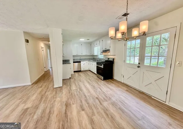 5th image of 3165 Delhi Dr, Powder Springs, GA 30127 | MLS# 10799065