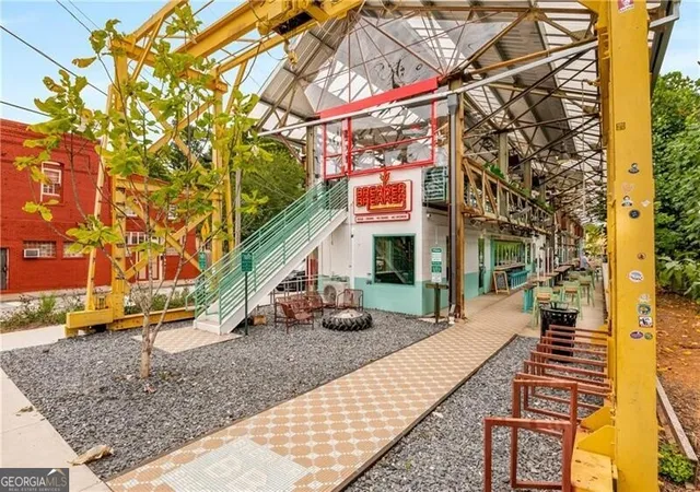 2nd image of 951 Glenwood Ave SE, Atlanta, GA 30316