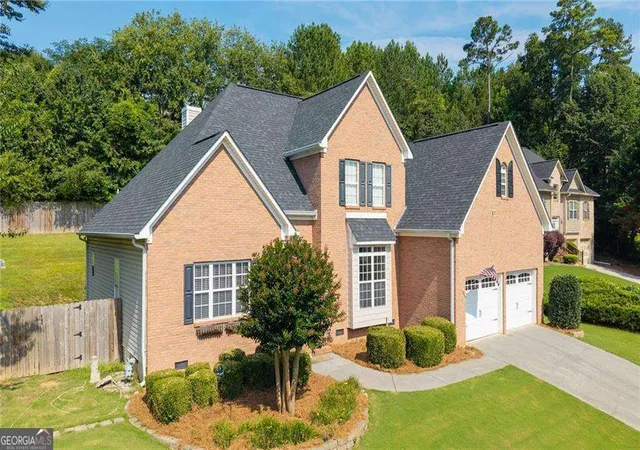 2nd image of 114 Towne Lake Dr Ne, Calhoun, GA 30701 | MLS# 10803453