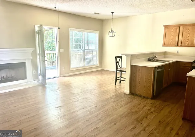 Photo 3 of Townhouse for sale at 178 Madeline Ct, Mcdonough, GA 30253 | MLS# 10813487 | Listing updated on 2026-08-29