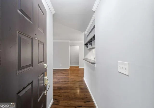 3rd image of 619 Barrington Hills Dr, Sandy Springs, GA 30350 | MLS# 10789780