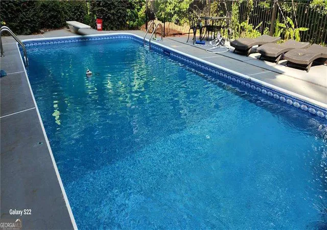3rd image of 11637 Brown Bridge Rd, Covington, GA 30016 | MLS# 10784365