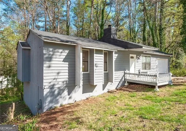 Photo 2 of Single family home for sale at 1496 Meadowlark Dr, Decatur, GA 30032 | MLS# 10816620 | Listing updated on 2026-08-14