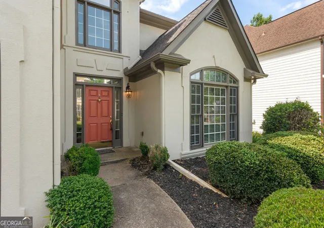 2nd image of 1983 Wellesley Tr, Dunwoody, GA 30338 | MLS# 10780778