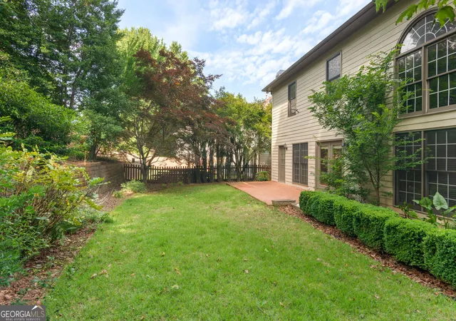 38th image of 1983 Wellesley Tr, Dunwoody, GA 30338 | MLS# 10780778