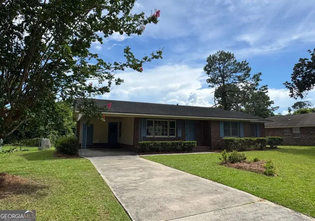 1st image of 905 Lausanne Dr, Valdosta, GA 31601 | MLS# 10813445