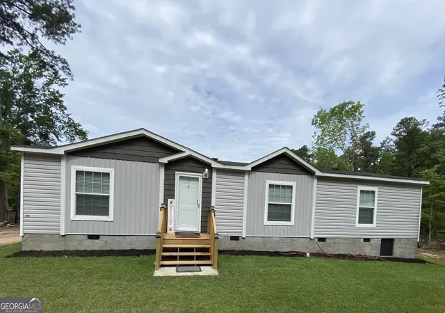 Homes for sale in Sparta, GA | 60 Bay Pt, Sparta, GA 31087 | MLS# 10787332