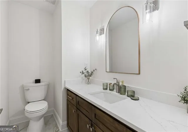 Photo 3 of Sale Pending at 2383 Riverglenn Cir, Atlanta, GA 30338 | MLS# 10823034 | Listing updated on 2026-08-24