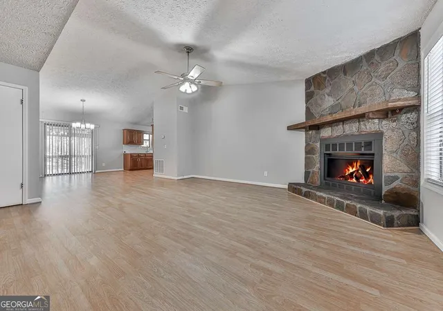Photo 3 of Single family home for sale at 5506 Vaughn Rd, Woodstock, GA 30188 | MLS# 10805080 | Listing updated on 2026-09-18