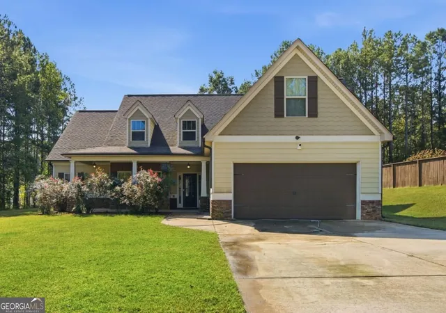 Photo 1 of Single family home for sale at 6053 Fielder Way, Douglasville, GA 30135 | MLS# 10876888 | Listing updated on 2026-10-28