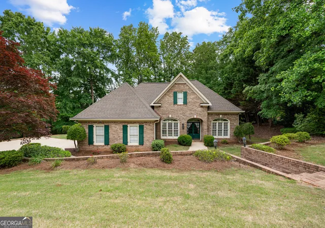 1st image of 101 Ridgeview Dr, Lagrange, GA 30240 | MLS# 10760028