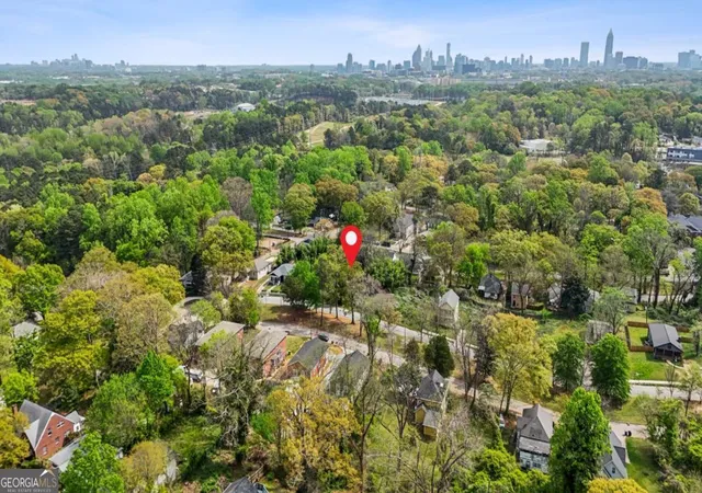 7th image of 761 N Evelyn Pl Nw, Atlanta, GA 30318 | MLS# 10723882