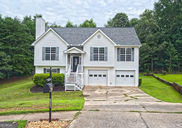 1st image of 6532 Sundial Ave, Flowery Branch, GA 30542 | MLS# 10817774