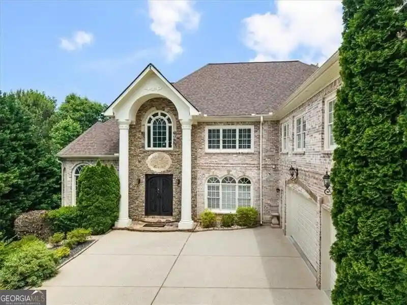 Photo 1 of Mansion for sale at 392 Lum Crowe Rd, Roswell, GA 30075 | MLS# 10856542 | Listing updated on 2026-10-15