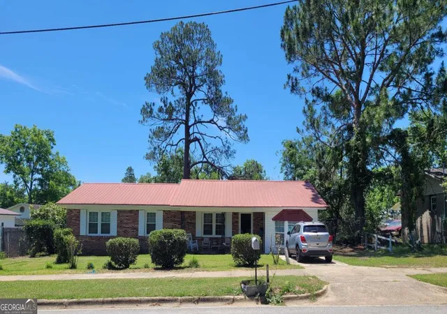 Homes for sale in Alma, GA | 9th E 417, Alma, GA 31510 | MLS# 10731782