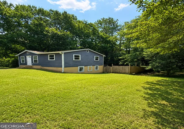 3rd image of 103 Akins St, Carrollton, GA 30117 | MLS# 10816723