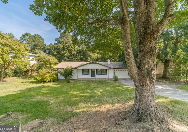 Photo 1 of Single family home for sale at 3137 Esther Dr, Gainesville, GA 30504 | MLS# 10835307 | Listing updated on 2026-09-22