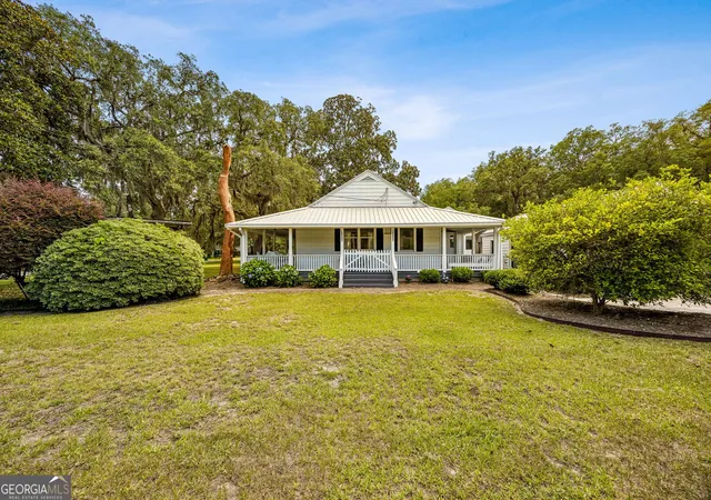 3rd image of 309 Mahan St, St. Marys, GA 31558 | MLS# 10783381