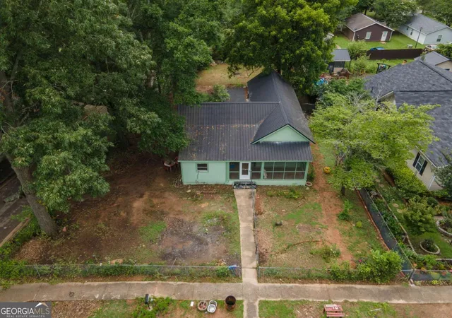 Homes for sale in Lagrange, GA | 612 S Lee, Lagrange, GA 30240 | MLS# 10791260