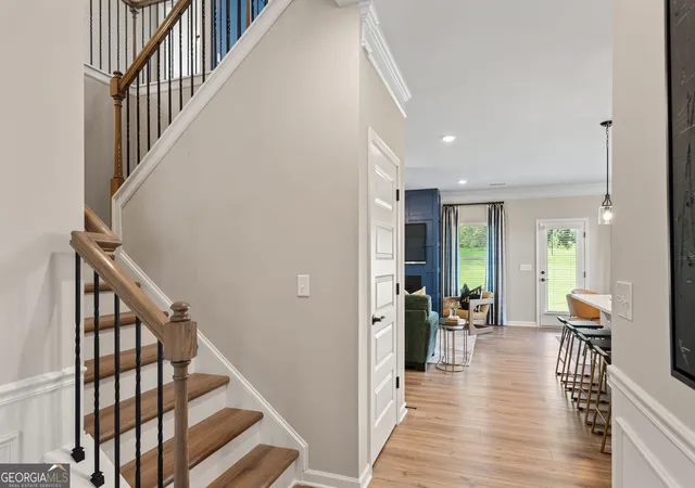 Photo 3 of Sale Pending at 5033 Cecelia Dr, Powder Springs, GA 30127 | MLS# 10807071 | Listing updated on 2026-09-17
