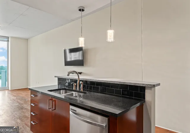 3rd image of 361 17Th St Nw #1021, Atlanta, GA 30363 | MLS# 10809498