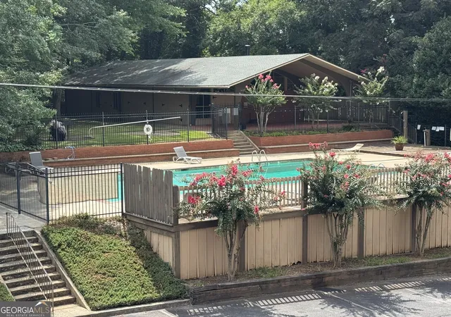 Photo 10 of Condo for sale at 250 Little St #B110, Athens, GA 30605 | MLS# 10832989 | Listing updated on 2026-08-28