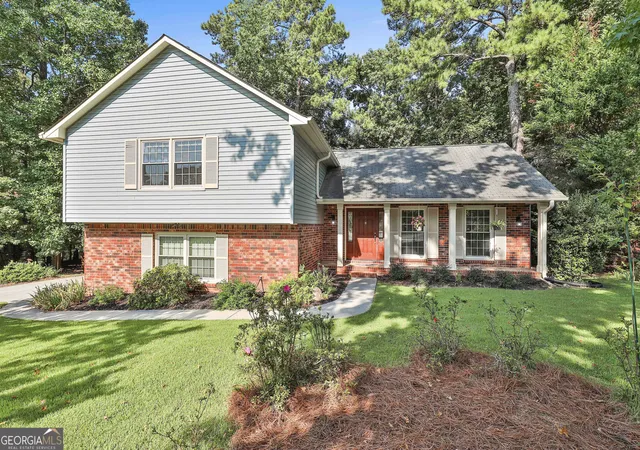 Homes for sale in Peachtree City, GA | 201 Lanyard Loop, Peachtree City, GA 30269 | MLS# 10706207