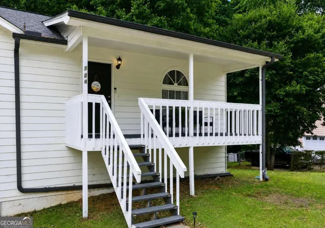 2nd image of 134 Landing Ln, Powder Springs, GA 30127 | MLS# 10815716