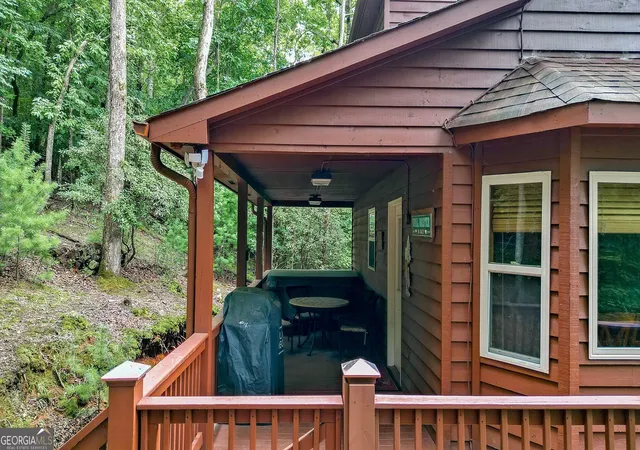 Photo 2 of Single family home for sale at 1122 Beaver Lake Dr, Ellijay, GA 30540 | MLS# 10585356 | Listing updated on 2026-10-29
