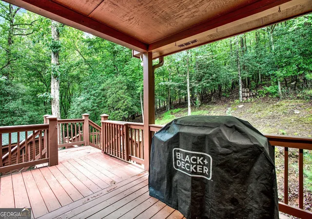 Photo 3 of Single family home for sale at 1122 Beaver Lake Dr, Ellijay, GA 30540 | MLS# 10585356 | Listing updated on 2026-10-29