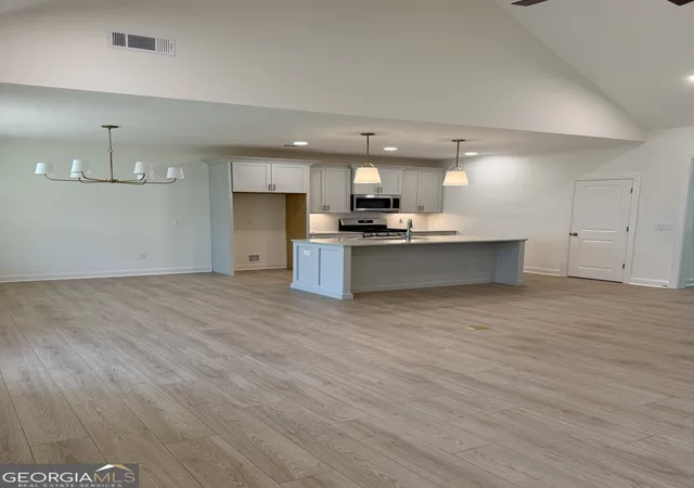 4th image of 106 Live Oak Ln, Carrollton, GA 30117 | MLS# 10721692