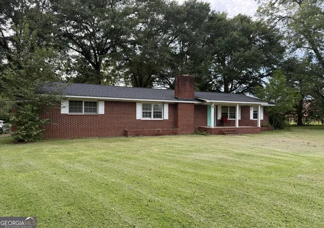 Photo 2 of Single family home for sale at 703 N 3rd St, Vienna, GA 31092 | MLS# 10825492 | Listing updated on 2026-08-27