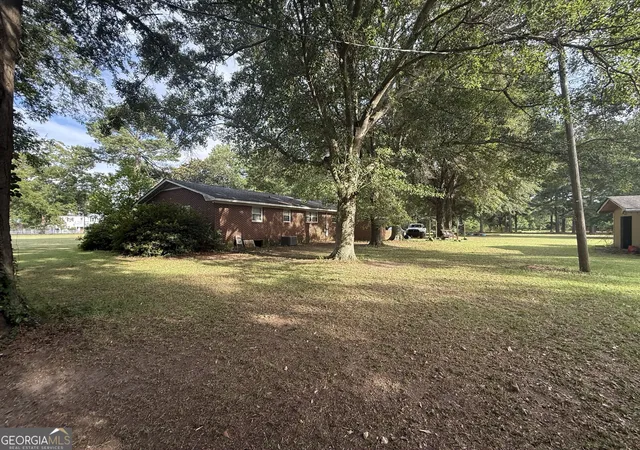 Photo 3 of Single family home for sale at 703 N 3rd St, Vienna, GA 31092 | MLS# 10825492 | Listing updated on 2026-08-27