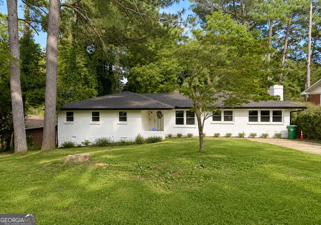 Photo 1 of Single family home for sale at 3994 E Hilda Cir, Decatur, GA 30035 | MLS# 10765345 | Listing updated on 2026-07-29