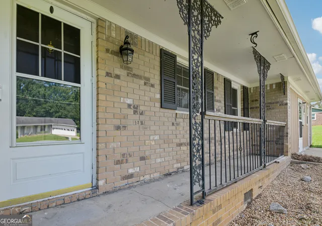 Photo 3 of Single family home for sale at 4773 Bell Cir SE, Conyers, GA 30094 | MLS# 10802979 | Listing updated on 2026-07-24
