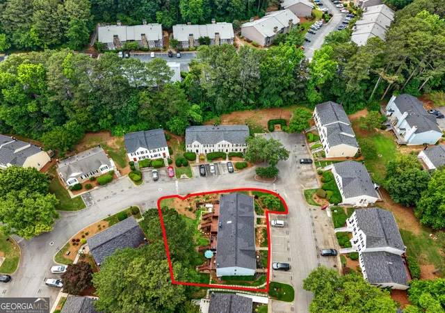 Photo 2 of Townhouse for sale at 3380 Bayshore Dr, Atlanta, GA 30340 | MLS# 10760300 | Listing updated on 2026-10-21