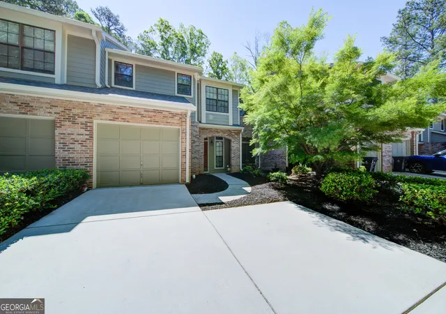 2nd image of 602 Granby Hill Pl, Alpharetta, GA 30022 | MLS# 10816182