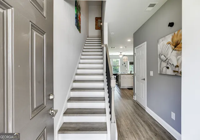 Photo 3 of Townhouse for sale at 124 Greenview Ct, Homer, GA 30547 | MLS# 10811931 | Listing updated on 2026-09-04