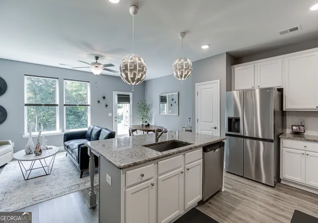 Photo 4 of Townhouse for sale at 124 Greenview Ct, Homer, GA 30547 | MLS# 10811931 | Listing updated on 2026-09-04