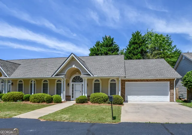 1st image of 129 Leyland Hills Dr, Clarkesville, GA 30523 | MLS# 10742537