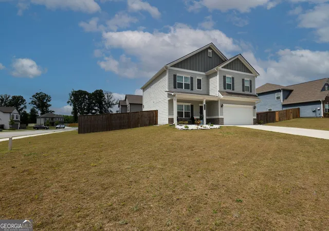 Photo 3 of Single family home for sale at 1229 Lyndhurst Ln, Bethlehem, GA 30620 | MLS# 10770230 | Listing updated on 2026-08-01
