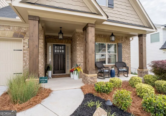 Photo 4 of Single family home for sale at 4745 Sandy Creek Dr, Cumming, GA 30028 | MLS# 10774524 | Listing updated on 2026-10-26