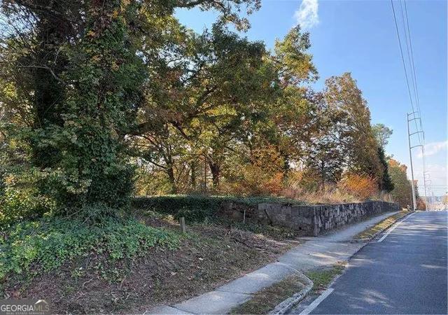 4th image of 4819 Glenwood Rd, Decatur, GA 30035 | MLS# 10817712