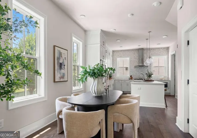 Photo 2 of Townhouse for sale at 574 Boulevard Pl Ne #16, Atlanta, GA 30308 | MLS# 10811188 | Listing updated on 2026-09-13
