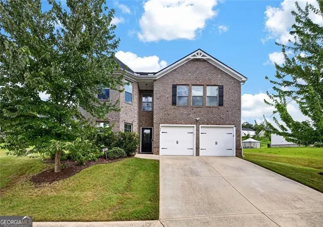 1st image of 140 Blue Heron Wy, Covington, GA 30016 | MLS# 10812976