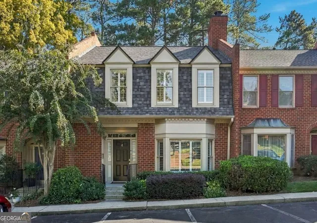 Photo 1 of Condo for sale at 10 Plantation Dr Ne, Atlanta, GA 30324 | MLS# 10879668 | Listing updated on 2026-10-29