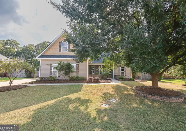 Photo 1 of Single family home for sale at 137 Pond Dr, Kathleen, GA 31047 | MLS# 10831793 | Listing updated on 2026-09-20