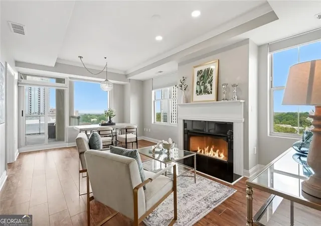 Photo 3 of Condo for sale at 2881 Peachtree Rd Ne #1105, Atlanta, GA 30305 | MLS# 10804042 | Listing updated on 2026-08-06