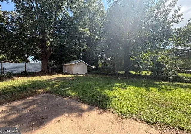 Photo 3 of Single family home for sale at 1633 Slate Rd, Conley, GA 30288 | MLS# 10825272 | Listing updated on 2026-09-13
